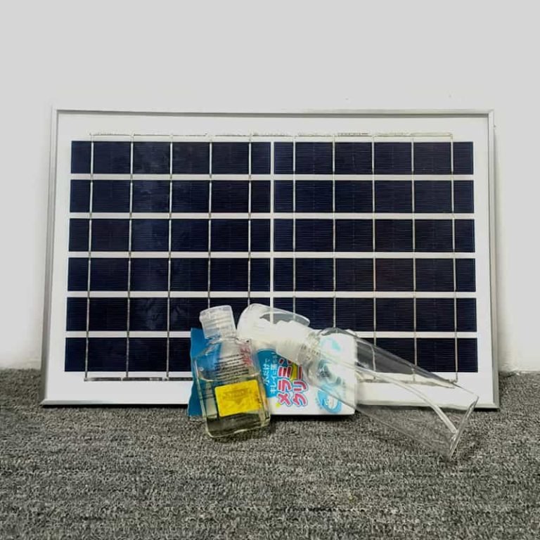 How To Clean Solar Panels of Your Outdoor Lamps